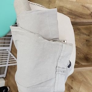 The Limited, size 4, light gray, crop slacks